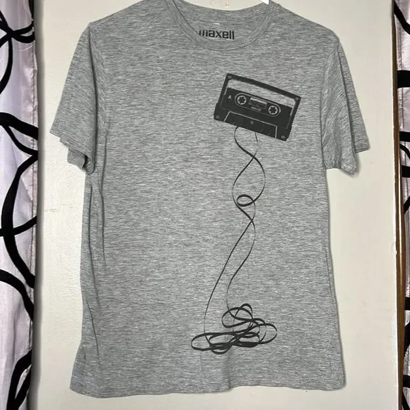 Maxell Unravelling Audio Cassette Tape Men's Small T-Shirt - Picture 3 of 6